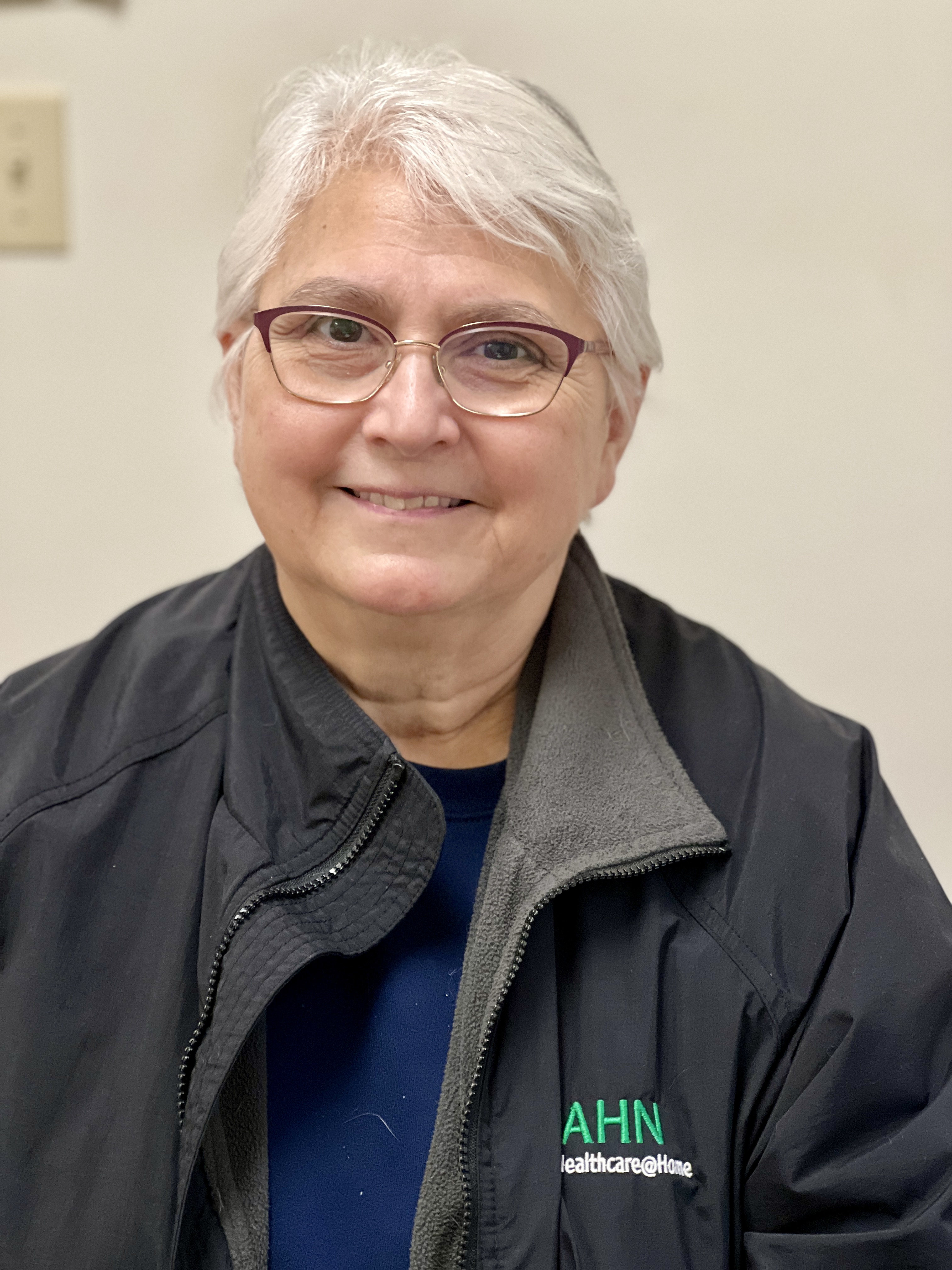 CLARION, Pa. (EYT) – Santa’s sleigh is well known for delivering gifts, but a much smaller version developed by a Clarion woman, Joan Kriebel, also brings support for homeless veterans.